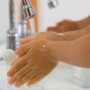 手洗い、うがいをすることによって病気の予防になるので経済的にもお得ができる？！